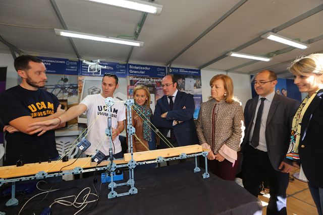 La UCAM acerca la ciencia a la sociedad con más de una treintena de actividades prácticas - 3, Foto 3