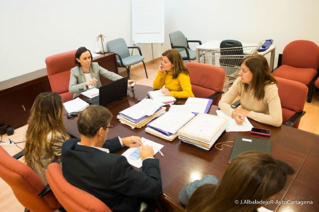 La Mesa de Contratacion adjudica cuatro contratos negociados con bajas de entre el 20 y el 40 por ciento - 1, Foto 1