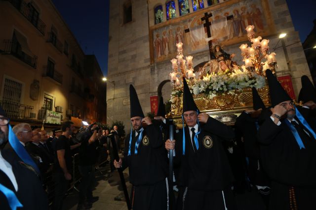 Miles de personas asisten a la Magna Procesión en la que han participado dieciséis tronos - 2, Foto 2