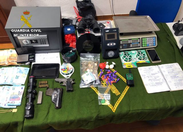 La Guardia Civil desmantela un activo punto de venta de droga con cerca de 800 dosis de cocaína - 5, Foto 5