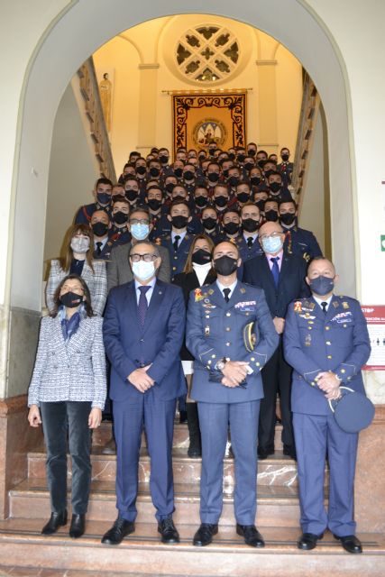 Visita de estudiantes de la Academia General del Aire a la Universidad de Murcia - 2, Foto 2