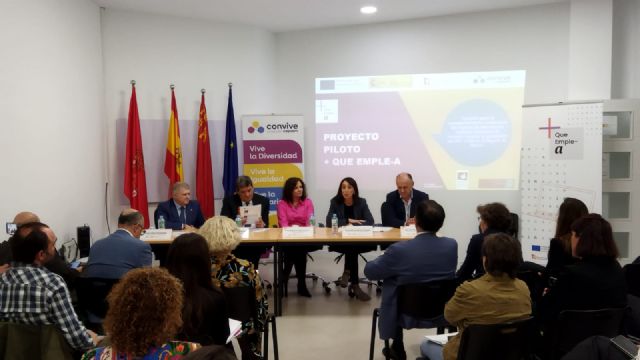 El ministro de Inclusión, Seguridad Social y Migraciones visita uno de los centros de CONVIVE Fundación Cepaim en Murcia, junto a la Secretaria General - 3, Foto 3