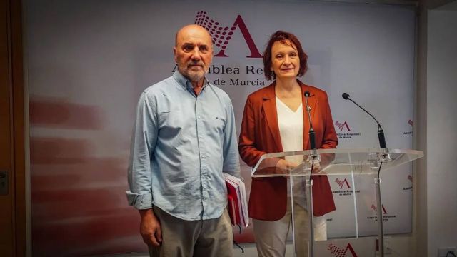 Podemos e IU denuncian maniobras en el Consejo Asesor Regional de Precios para apartar a funcionarios que informaron en contra de la subida del agua - 1, Foto 1