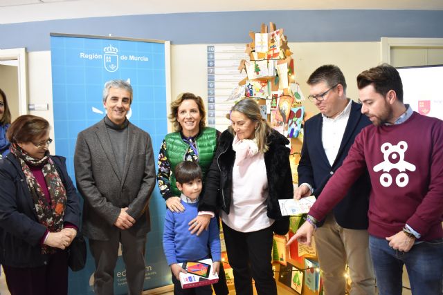 Unos 700 escolares participan en el certamen de postales navideñas - 1, Foto 1