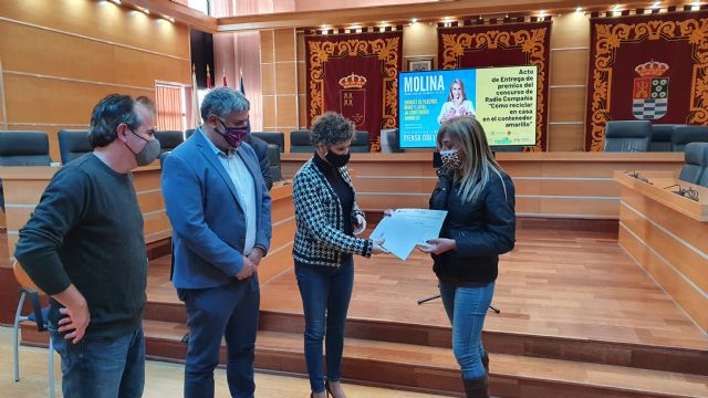 Molina de Segura cierra la campaña Molina, piensa con los pulmones, recicla con el acto de entrega de premios del concurso de radio Cómo reciclar en casa en el contenedor amarillo - 4, Foto 4