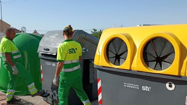 El Ayuntamiento de Abanilla y STV Gestión fomentan el reciclaje durante las fiestas navideñas - 1, Foto 1