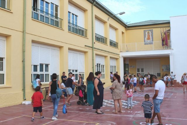 Un total de 3.592 alumnos de Educacin Infantil y Primaria comienzan el curso escolar 2019/20 con normalidad en once colegios de Totana - 1