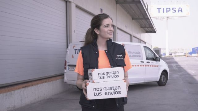 TIPSA refuerza su compromiso solidario transportando, altruistamente, más de 300.000 EPI - 1, Foto 1