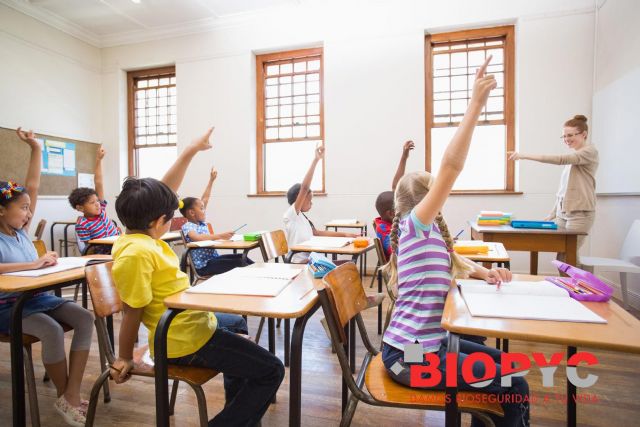 Biopyc destaca la importancia de las desinfecciones en centros educativos y deportivos - 1, Foto 1