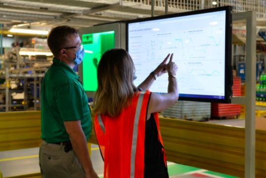 Lexington, Smart Factory de Schneider Electric reconocida Fourth Industrial Revolution Advanced Lighthouse - 1, Foto 1