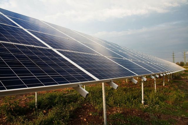 La planta fotovoltaica de Chiva suministrará energía a 80.000 hogares y generará 500 puestos de trabajo - 1, Foto 1