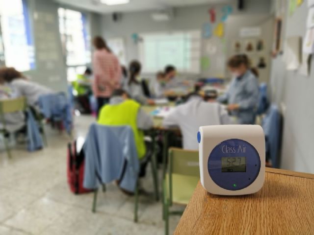 El colegio Santurtzi Calasanz de Bizkaia implanta un sofisticado método de control del aire contra los contagios de Covid - 1, Foto 1