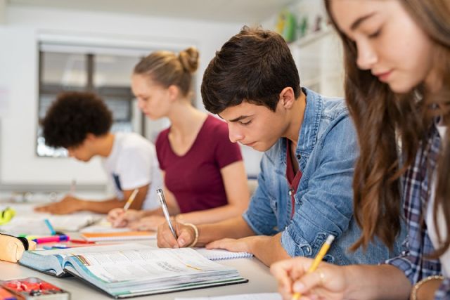 5 de cada 10 jóvenes preuniversitarios optan por una correcta alimentacin para mantener la forma física y bienestar emocional - 1, Foto 1