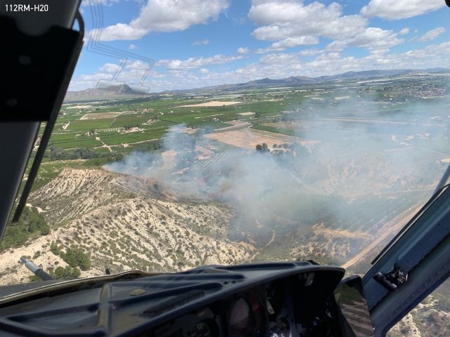 Incendio de vegetación declarado en el paraje de El Ginete, en Cieza - 1, Foto 1