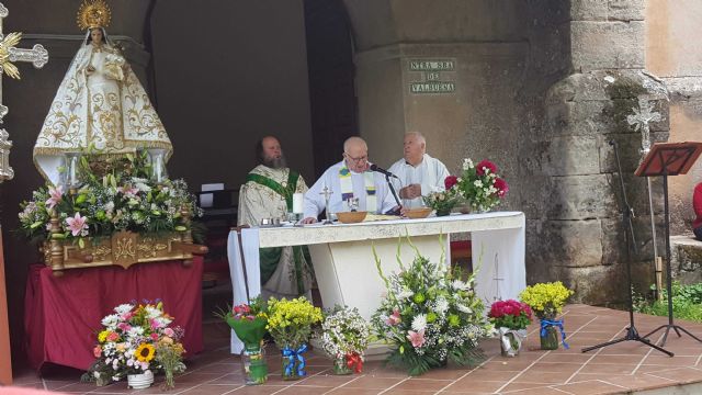 Letanías en Valbuena, la Virgen de la comarca de Jadraque - 1, Foto 1