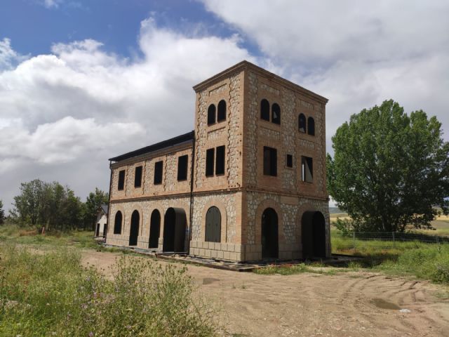 El COACM se adhiere a la agrupación de defensa del ferrocarril ´Pueblos con el tren´ de Cuenca - 1, Foto 1