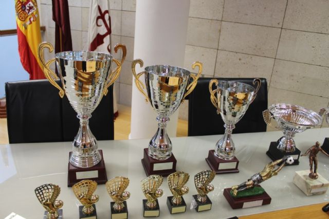 Entregan los trofeos de la Liga de Ftbol Enrique Ambit Palacios y la Copa Ftbol Aficionado Juego Limpio de la temporada 2021 - 3