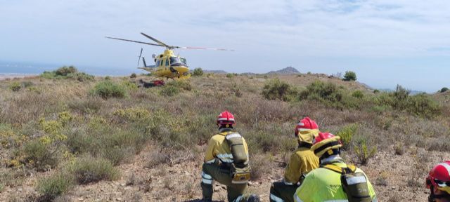 Apagan un conato de incendio forestal declarado en la Sierra Minera, en Cartagena - 1, Foto 1