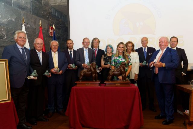 Loro Parque entrega el Premio Gorila a Robin Ganzert y a los consejeros eméritos de Loro Parque Fundación - 1, Foto 1