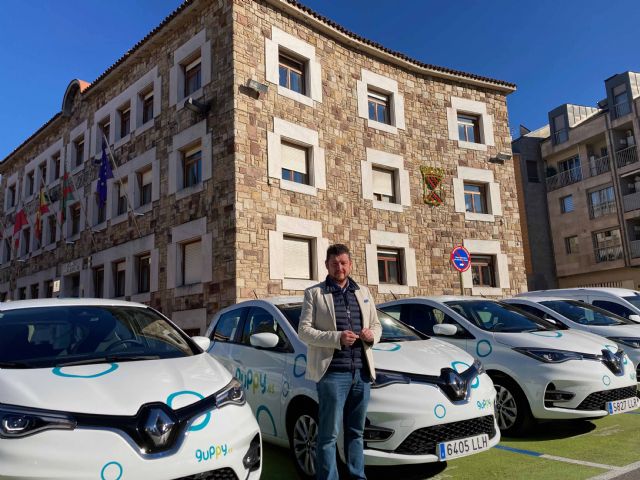 El Ayuntamiento de Torrelavega, primer ayuntamiento de España en usar movilidad compartida como flota - 1, Foto 1