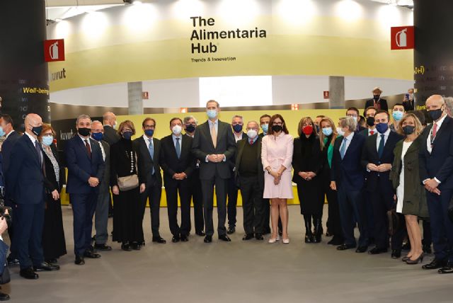 Luis Planas valora el espíritu de unidad del sector agroalimentario español para solventar las actuales dificultades - 1, Foto 1