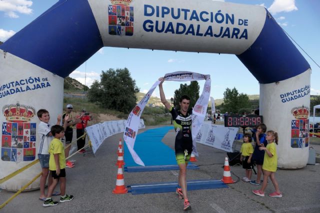 Exhibición de Fernando Zorrilla y Natalia Castro en el XIII Triatlón de Pareja - 1, Foto 1