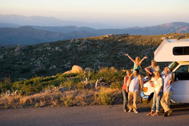 El carnet creado para conducir autocaravanas es el permiso C1-97 - 1, Foto 1