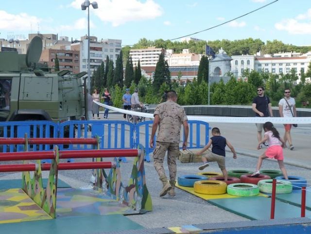 Todo listo para el Día de las Fuerzas Armadas en Madrid Río - 1, Foto 1