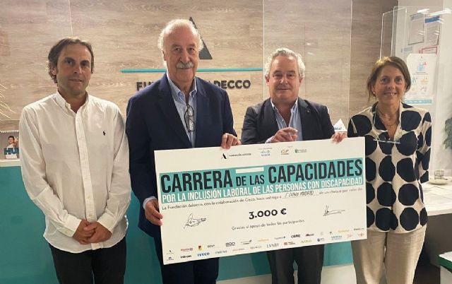 Vicente del Bosque reconocido por la Fundación Adecco por su Compromiso Social - 1, Foto 1