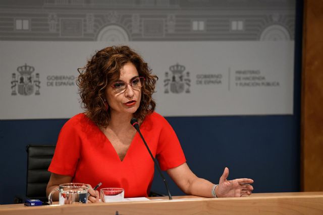 La ministra de Hacienda y Función Pública firma la orden de elaboración de los Presupuestos Generales del Estado de 2023 - 1, Foto 1