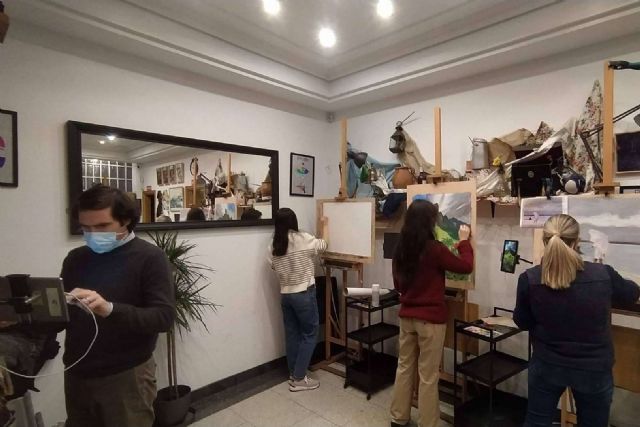 Los estudiantes se convierten en profesionales de la pintura y el dibujo en Estudio Ilógico - 1, Foto 1