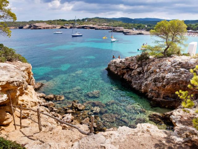 ¿Cómo recorrer la isla de Ibiza y descubrir sus rincones secretos en coche?, de la mano de K10 Rent a Car - 1, Foto 1