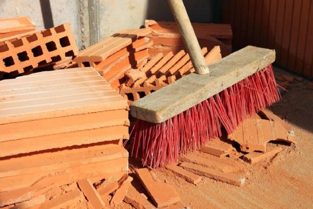 En la limpieza de final de obra es fundamental usar los productos adecuados, según Limpieza Pulido - 1, Foto 1