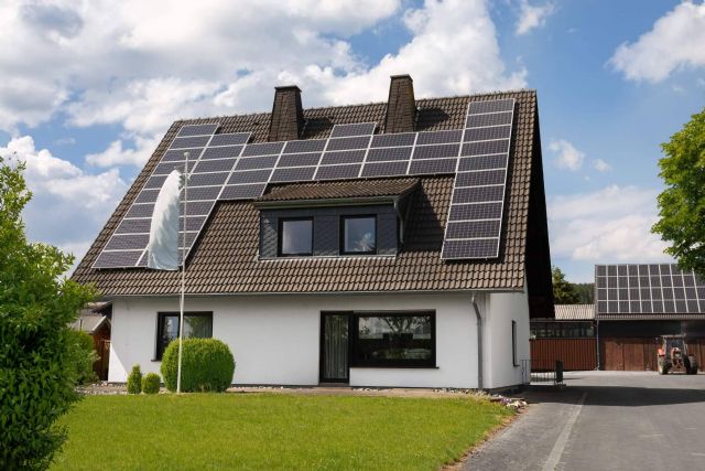 ¿Cuáles son las principales ventajas de instalar placas solares en casas unifamiliares? - 1, Foto 1