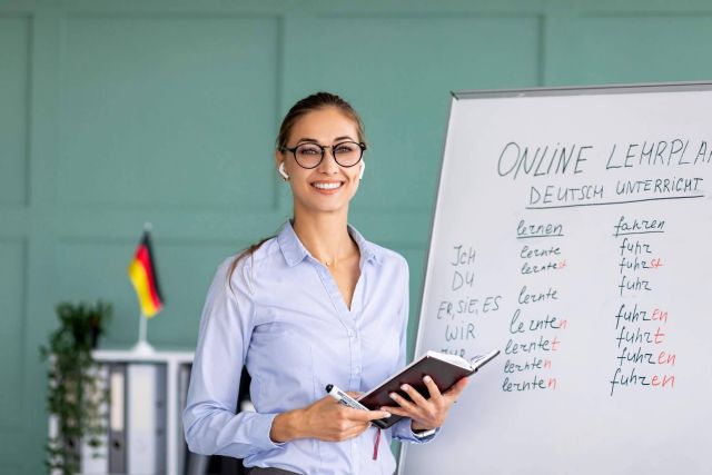 ¿Cuáles son las ventajas de aprender idiomas con un profesor en una academia de idiomas vs. en plataformas offline? - 1, Foto 1