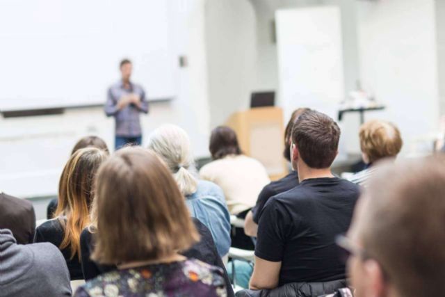 Hacer TFG y su guía para saber qué estudiar en las diferentes universidades españolas - 1, Foto 1