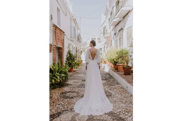 Personalización de vestidos de novia para que se ajusten a la perfección, con Silvia Fernández - 1, Foto 1