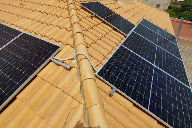 Una de las empresas líderes en instalación de placas solares en Alicante, EsTuLuz - 1, Foto 1