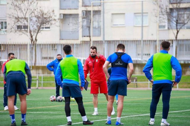 La trayectoria y el futuro del entrenador de fútbol profesional UEFA Pro, Joaquín Poveda - 1, Foto 1