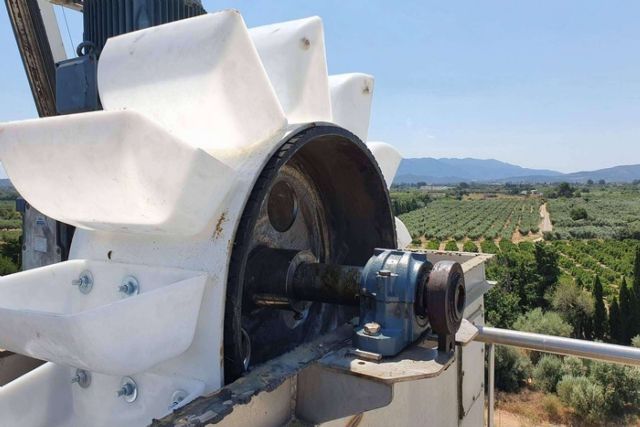 La compañía de diseño y fabricación de maquinaria industrial Domfesa cuenta con un amplio catálogo de modelos de elevadores de cangilones - 1, Foto 1