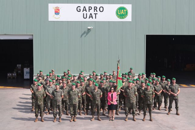 Robles visita el Grupo de Apoyo a la Proyección que prepara el envío de ayuda a Ucrania - 1, Foto 1