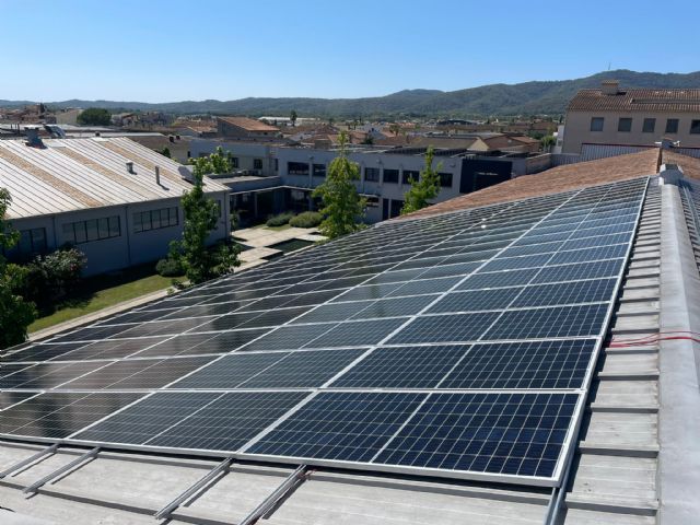 Sereco Energía y Decormobel de Payrà cierran un acuerdo para instalar más de 898kWp en todas sus naves - 1, Foto 1