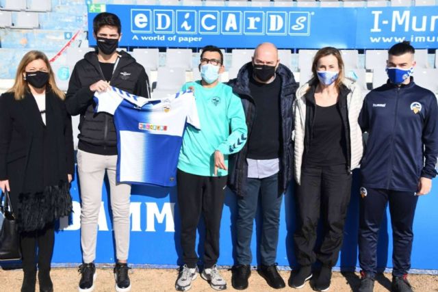 Edicards demuestra su compromiso social a través de su colaboración con la academia de futbol inclusivo CE Sabadell - 1, Foto 1