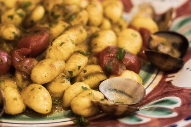 Spaccanapoli, el restaurante que permite disfrutar en Barcelona de las diferentes tradiciones gastronómicas de Nápoles - 1, Foto 1