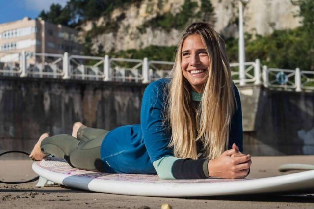 El verano sin fin en Salinas llega con Family Surfers - 1, Foto 1