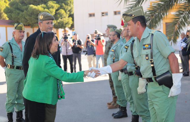 La ministra de Defensa visita la Brigada de la Legión ´Rey Alfonso XIII´ en Almería - 1, Foto 1