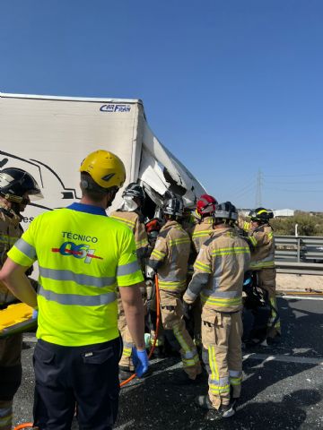 Cinco personas heridas en un accidente ocurrido en Km 134 de A-30, Murcia sentido Albacete - 1, Foto 1