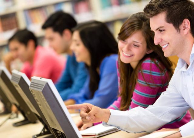 Autoescuela 2000 da algunos consejos para superar el examen práctico de conducir - 1, Foto 1