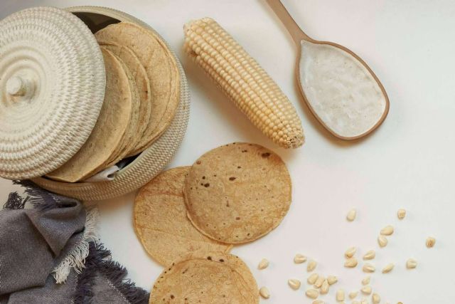 Maíz Maya es un taller de productos mexicanos que fabrica tortillas de maíz - 1, Foto 1