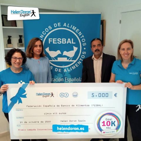 Helen Doron English hace entrega a FESBAL el premio del concurso Young Heroes – Be Kind. Pass it On! - 1, Foto 1